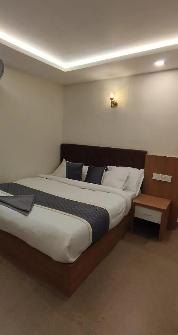 Warmlite Resort Meppadi 0*,